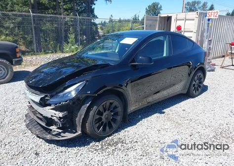 2023 Tesla Model Y Awd/Long Range Dual Motor All-Wheel Drive из США, поврежденный, VIN 7SAYGDEE5PF695827